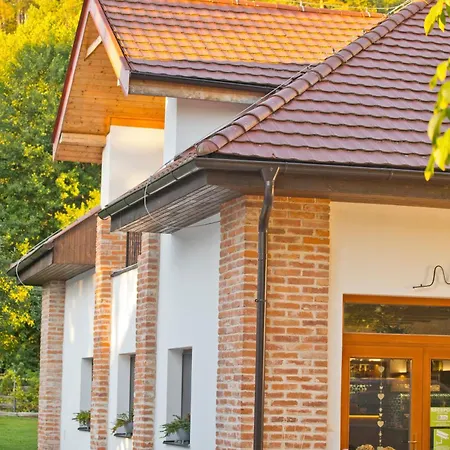 Farmház Farma Zelena Ruza Nyitrafő